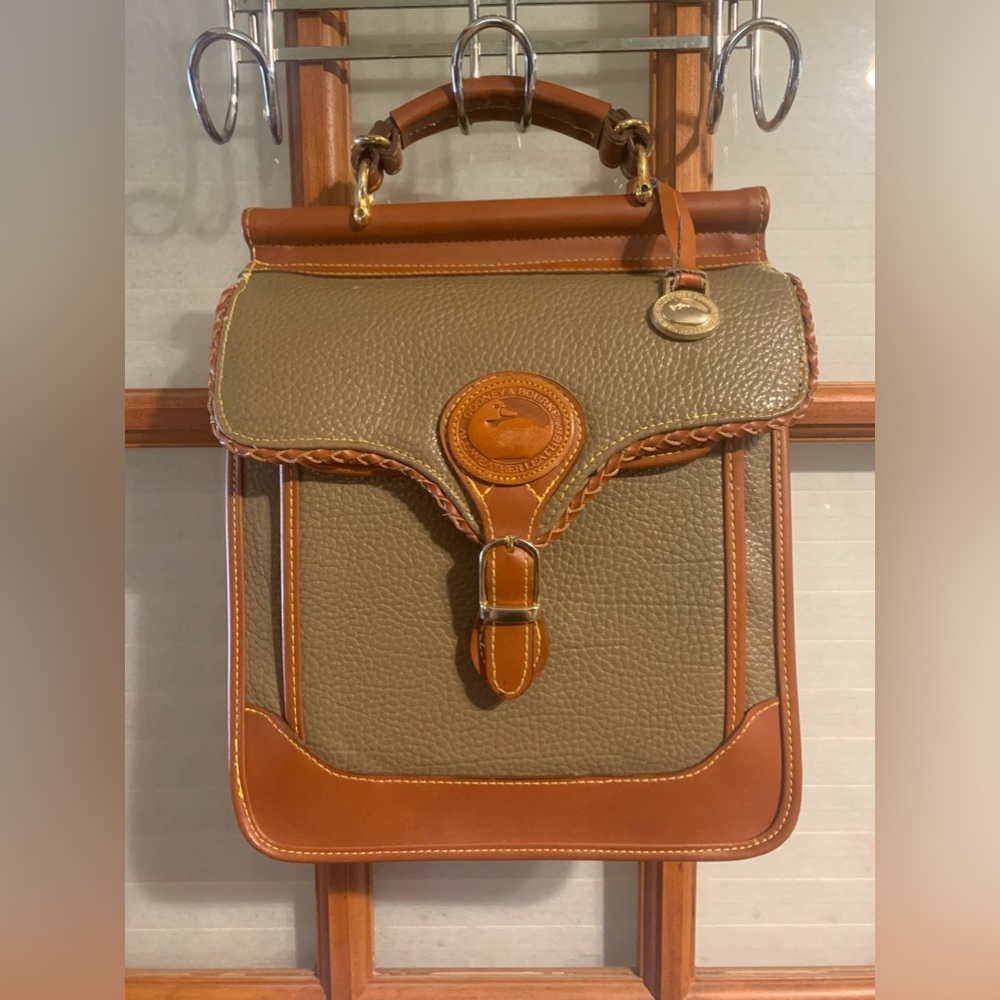 Vintage Dooney and Bourke square carrier bag